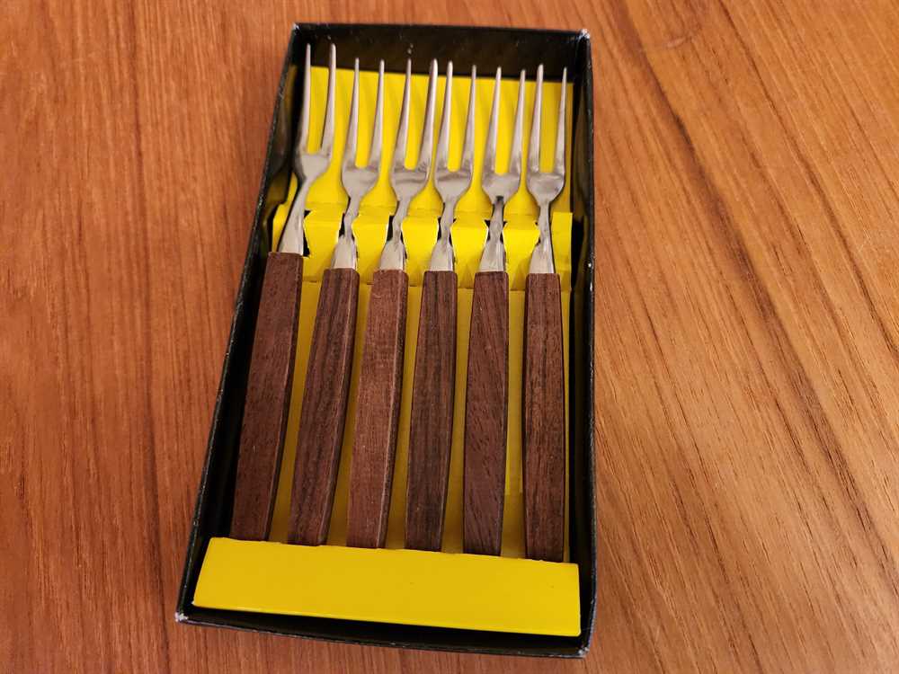 Set of 6 Japanese Teak and Stainless Appetizer Forks