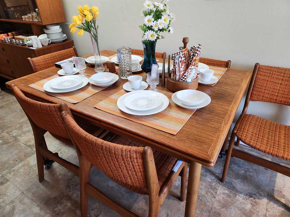 Teak Draw Leaf Table