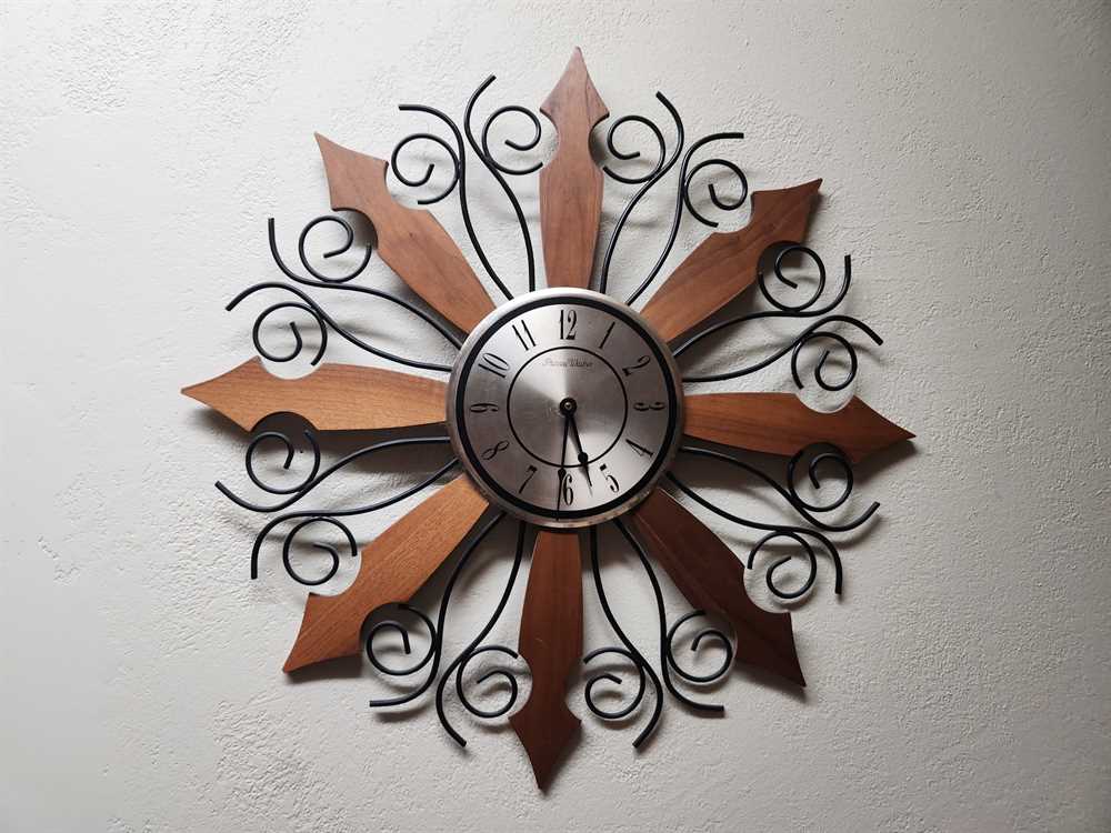 Phinney Walker Starburst Clock