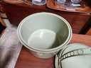 Large Tupperware Cake Container
