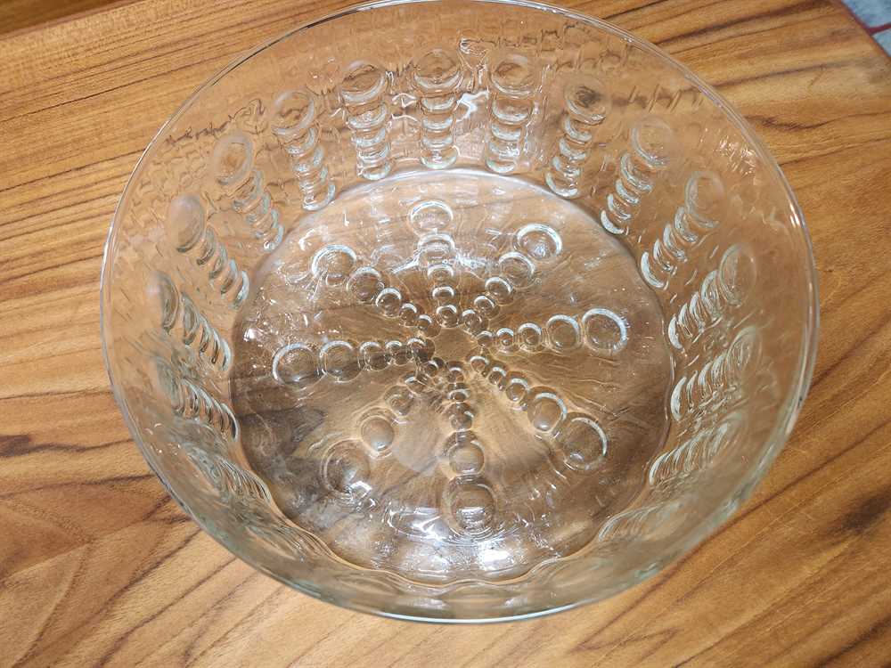 Kosta Boda Large Salad Bowl "Raindrops"