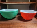 Pyrex Primary Mixing Bowl Set