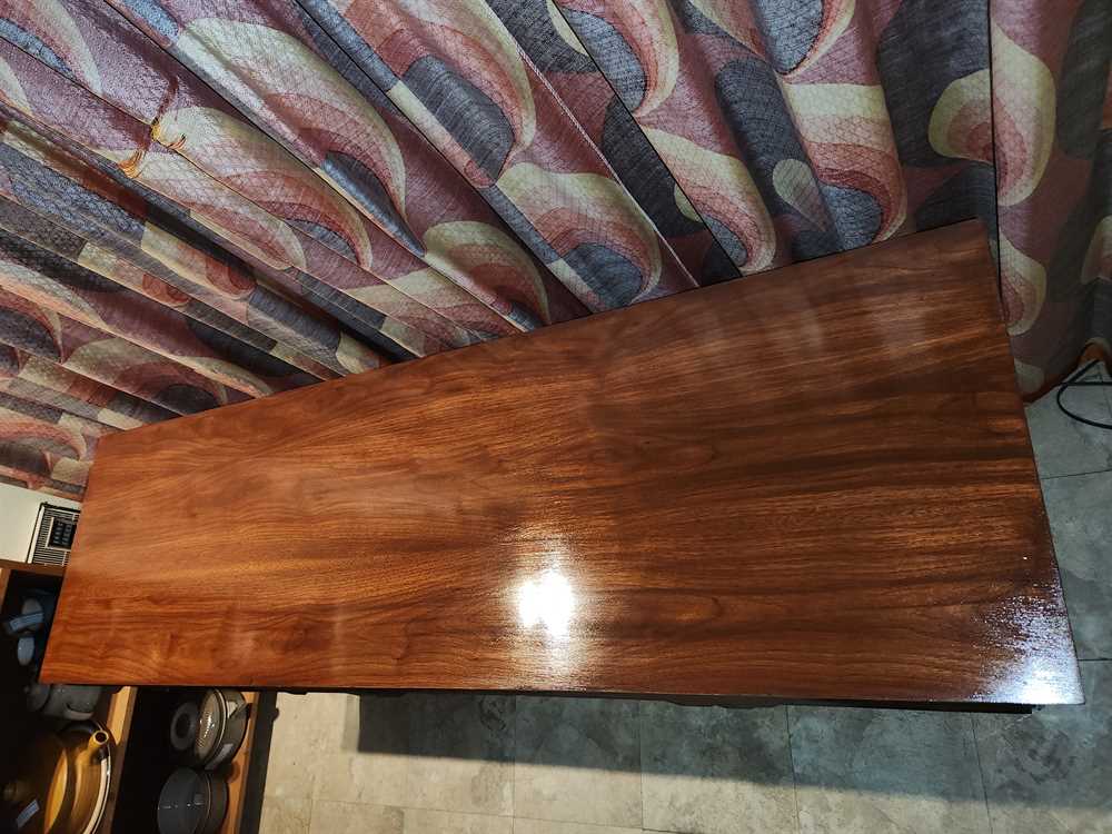 Victoriavile Walnut 7 Drawer Lowboy Dresser