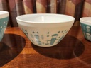 Pyrex Vintage Charms 4 Bowl Butterprint Mixer Set