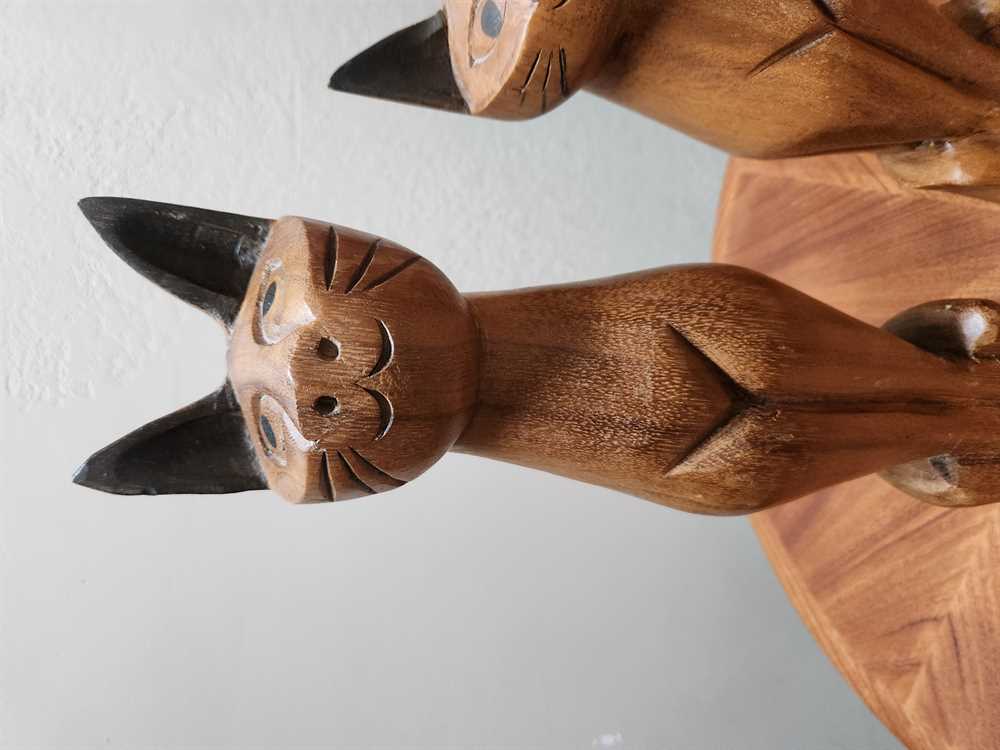 Pair of Teak Siamese Cats