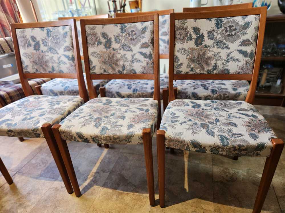 Set of 6 Svegards Markaryds Sweden Teak Dining Chairs