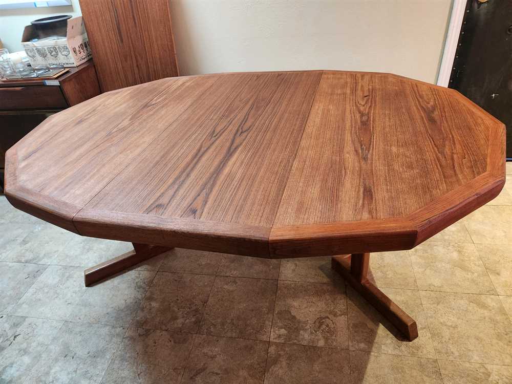 Nordic Furniture Teak Dining Table w/ 2 Leaves