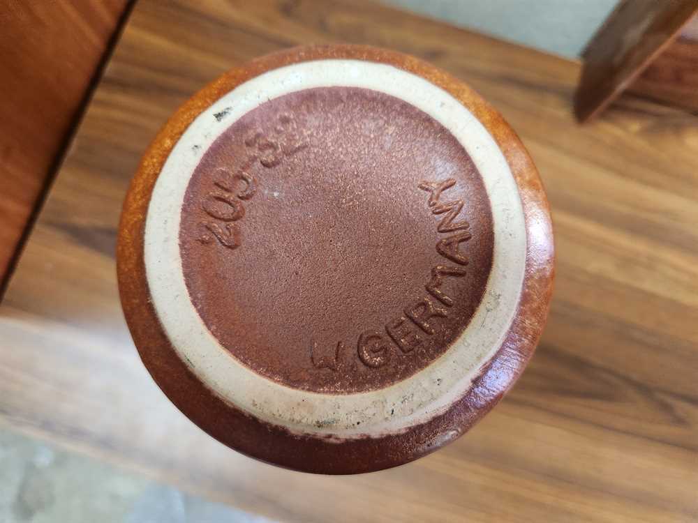 West German Pottery Vase 205-32