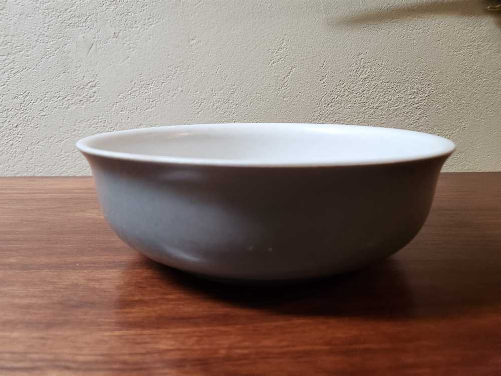 Denby Spring Leaf Serving Bowl