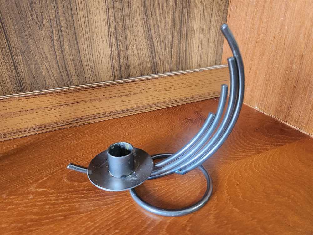 Nidan Denmark Wrougth Iron Votive Holder