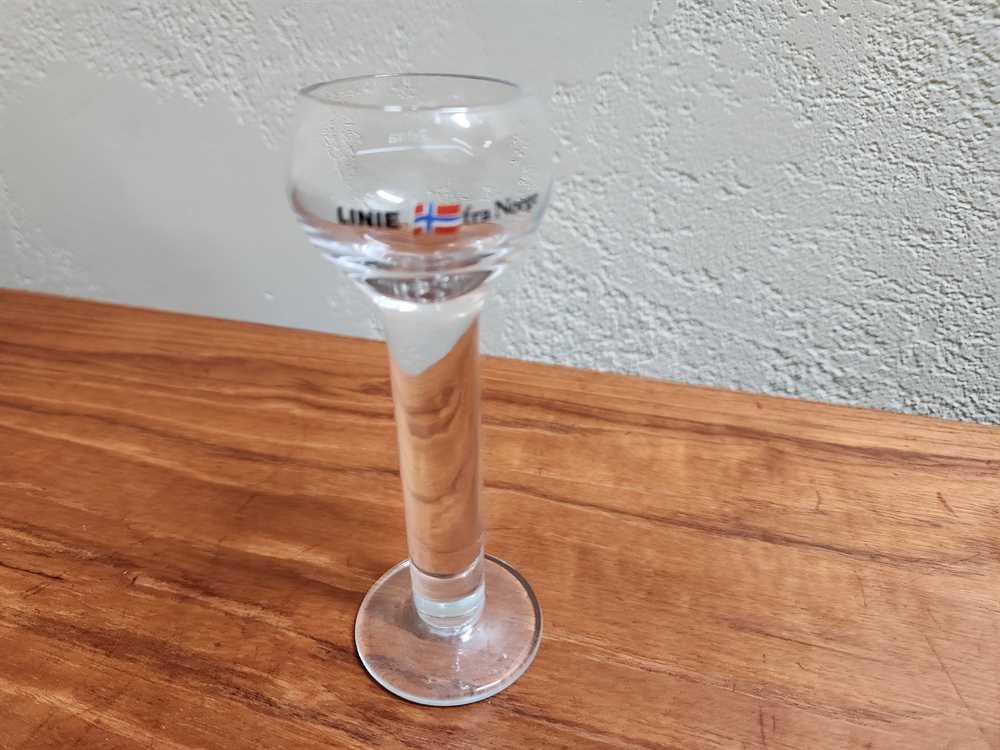 Linie Fra Norge Akvavit Glass