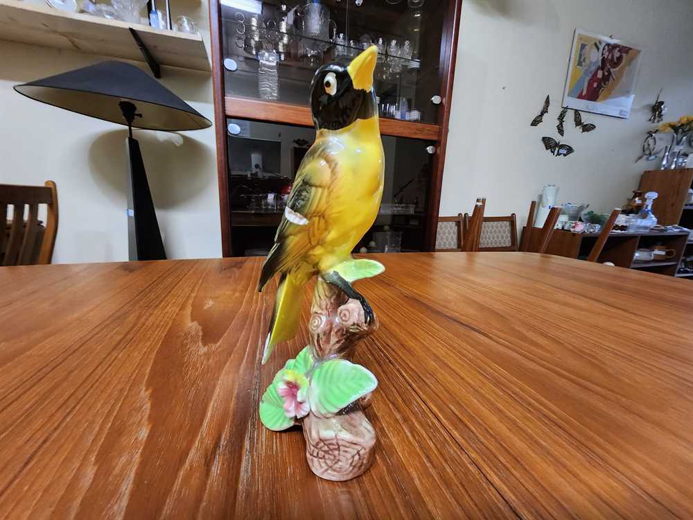 Vintage Japanese Ceramic Oriole