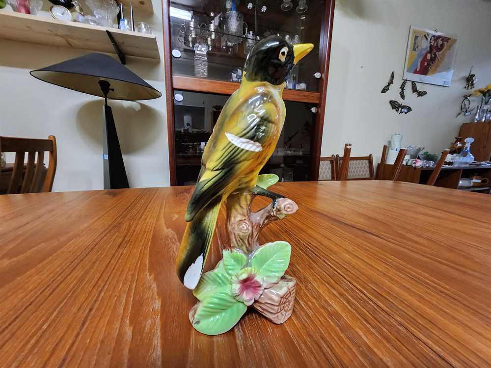 Vintage Japanese Ceramic Oriole
