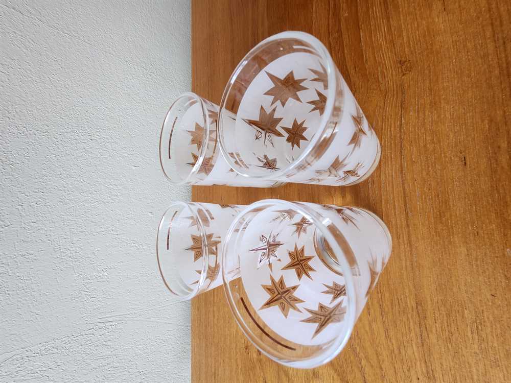 Set of 4 Dominion Glass Starburst Drinking Glasses