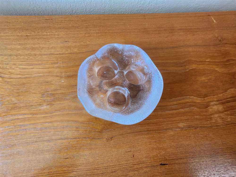 Pukeberg Sweden Tri Tealight Holder