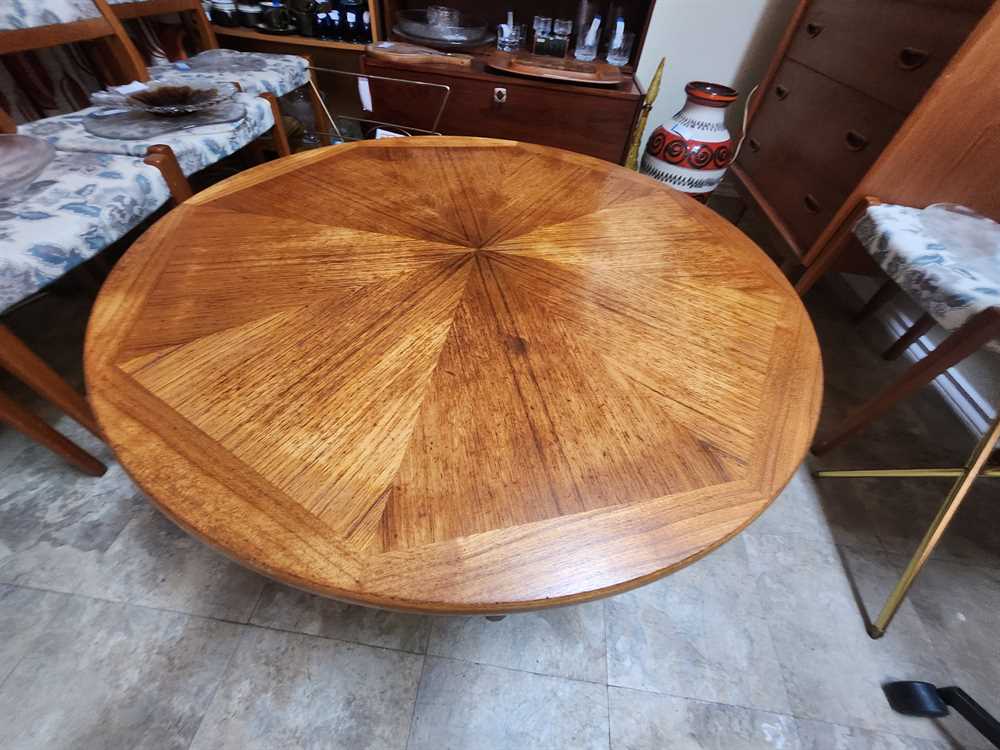 Nordic Furniture Round Teak Coffee Table