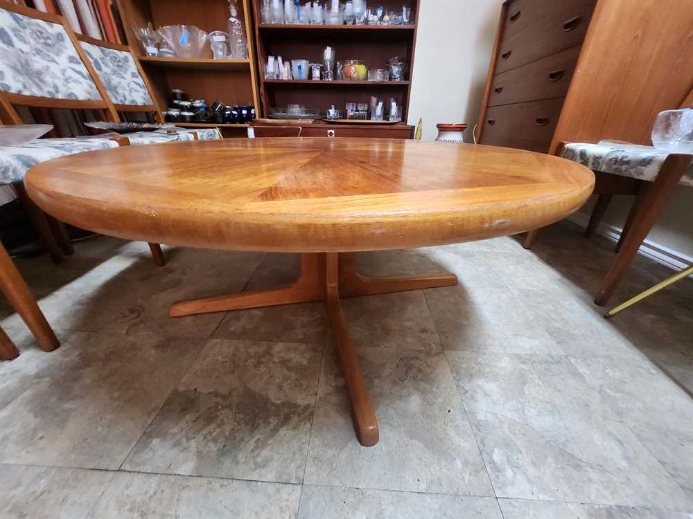 Nordic Furniture Round Teak Coffee Table