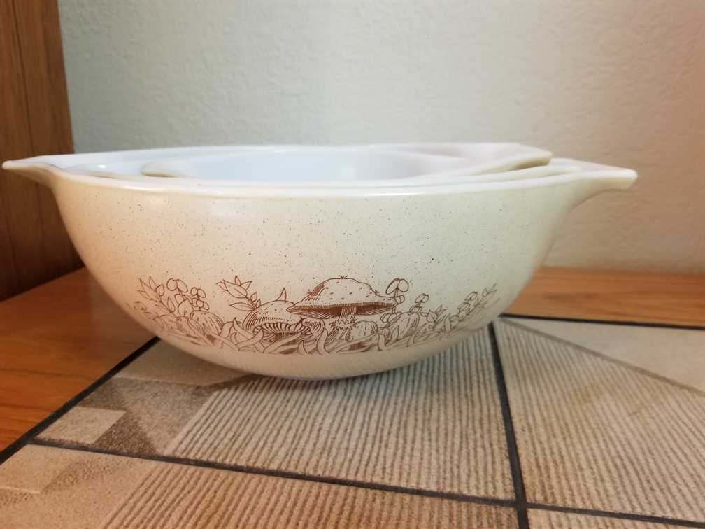 Pyrex Forest Fancies Full Cinderella Set (441-444)
