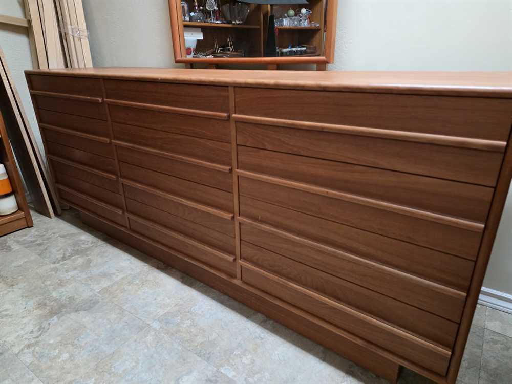 Design Furn. MFG Canada Teak 12 Drawer Lowboy dresser w/mirror