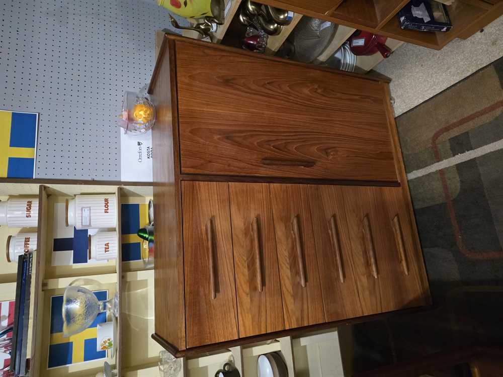 Design Furn. MFG Canada Teak Gentleman's dresser