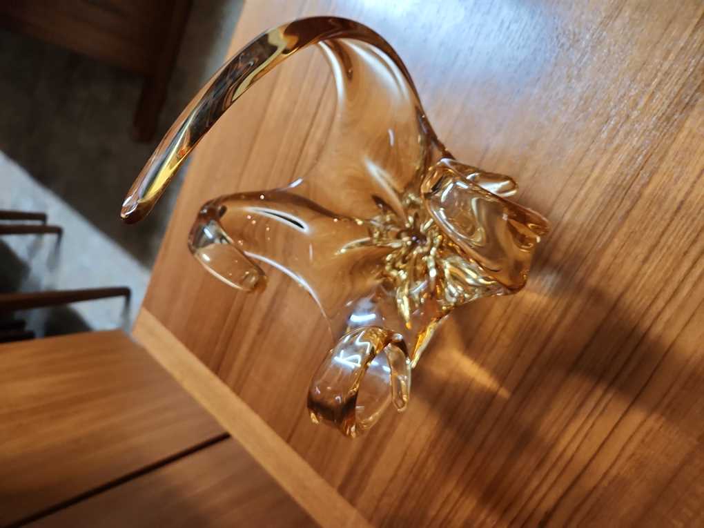 Amber Chalet Glass Basket / Centerpiece