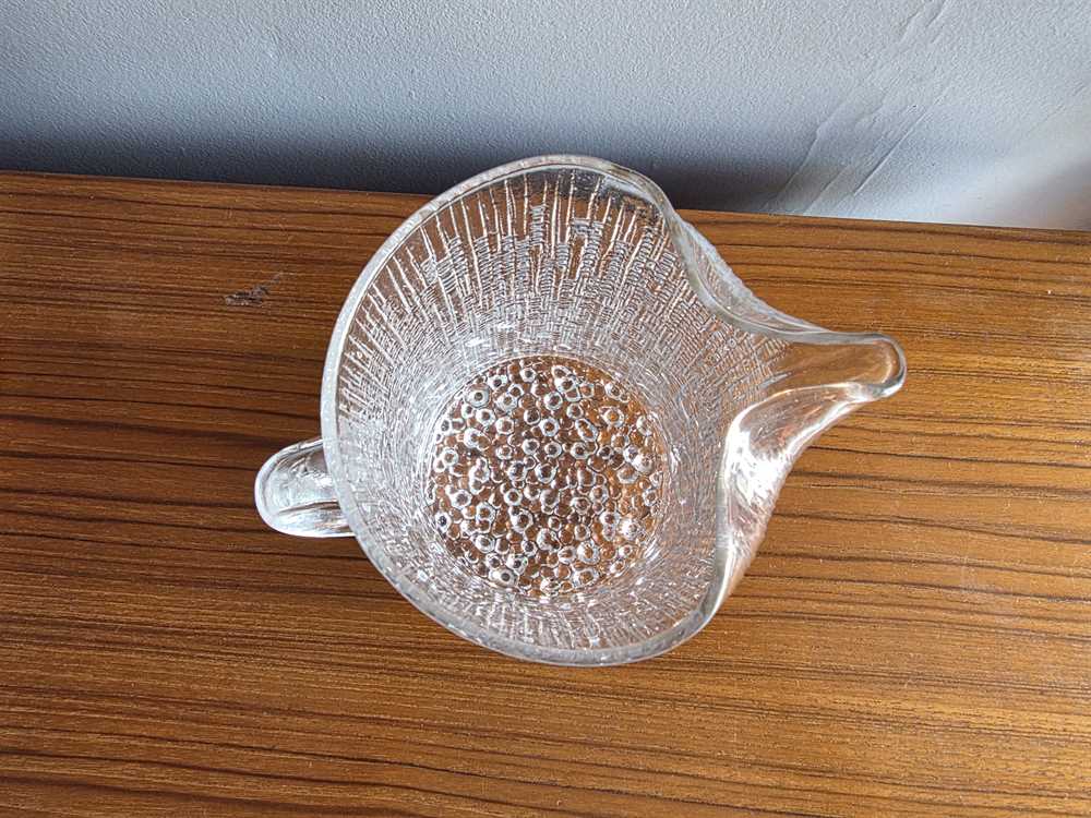 Iittala Ultima Thule Ice Lip Pitcher