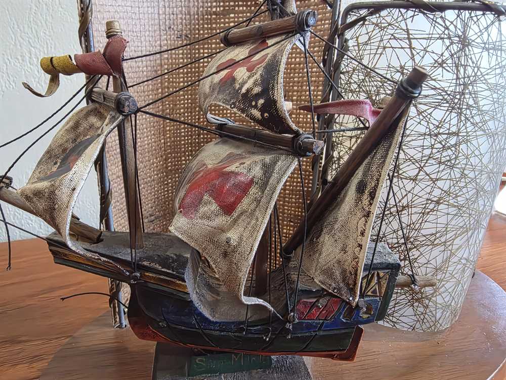 Vintage Santa Maria Table Lamp