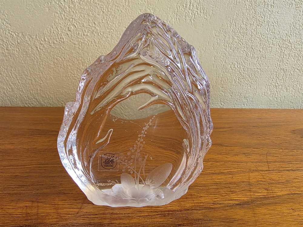 Hovmantorp Sweden Mushroom Glass Sculpture