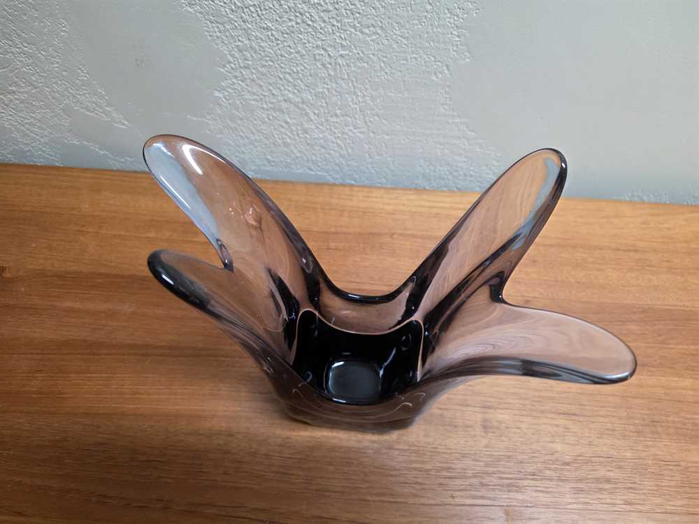 Tiffin USA Twilight Smoke Vase