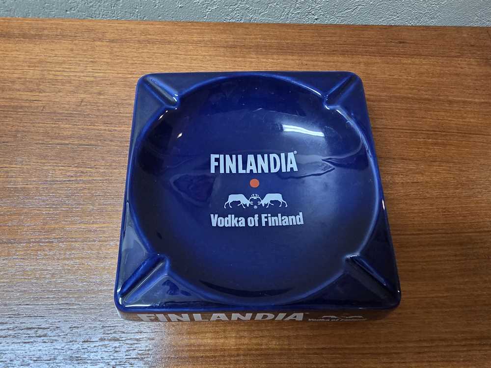 Finlandia Vodka Ashtray by Wade Pottery UK