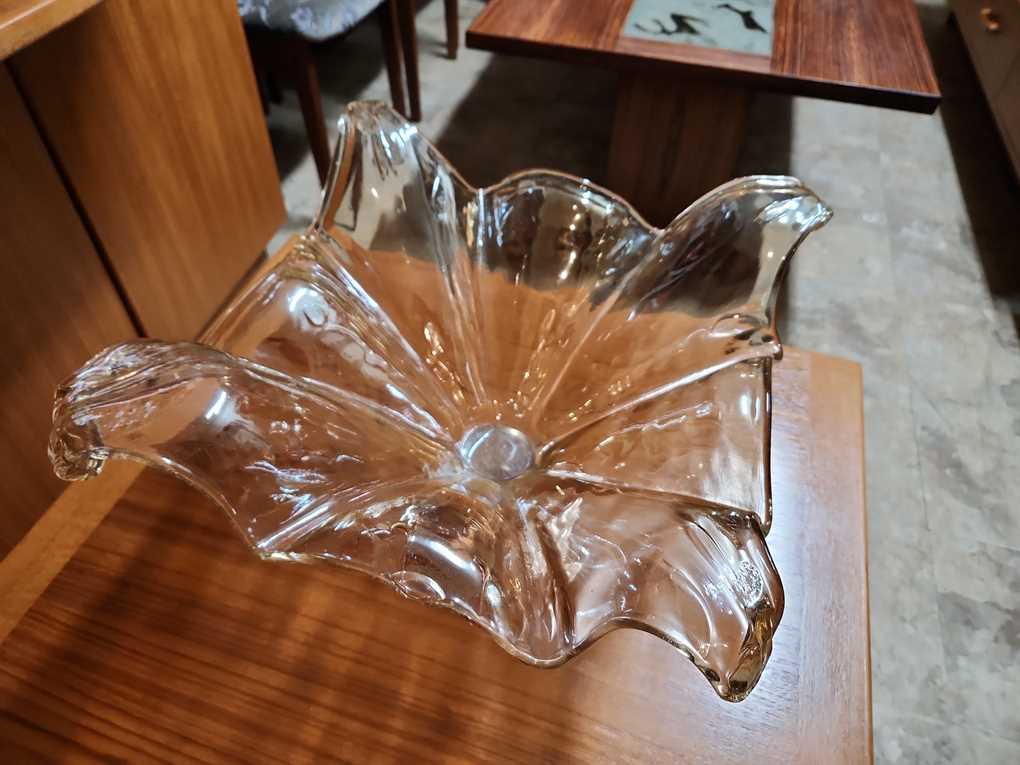 Large Murano Amber Centerpiece Basket