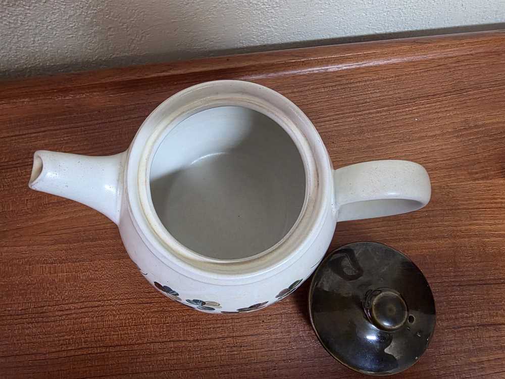 Denby Shamrock Teapot