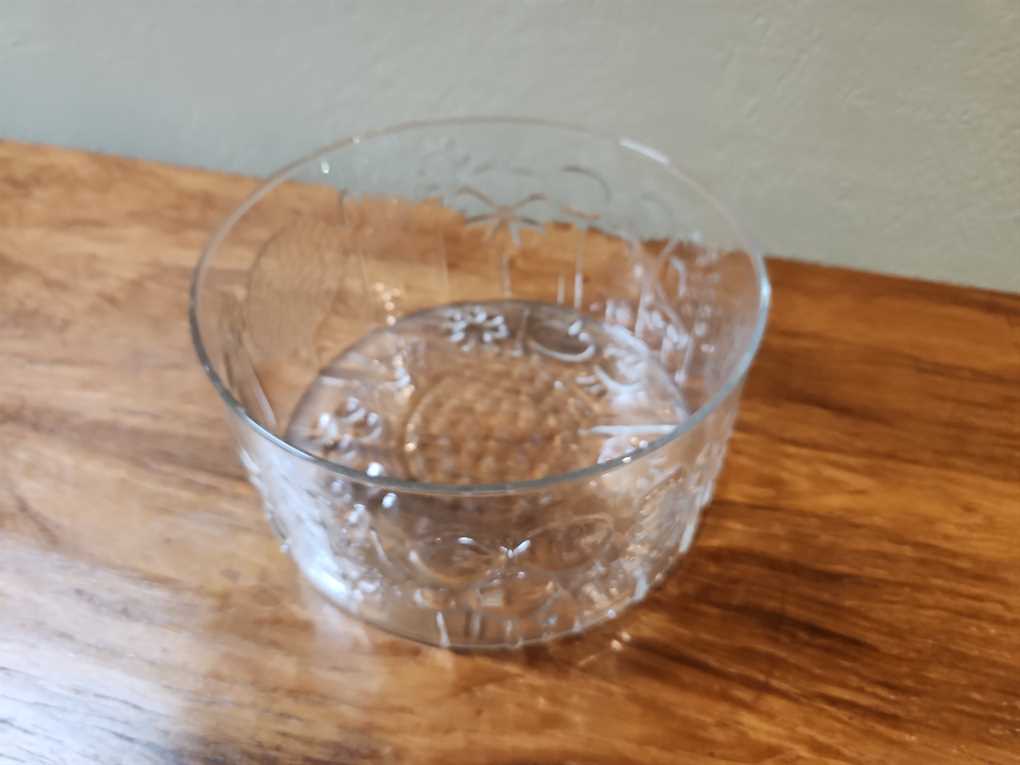 Iittala/Nuutajarvi/Arabia Flora 9.5" Salad Bowl