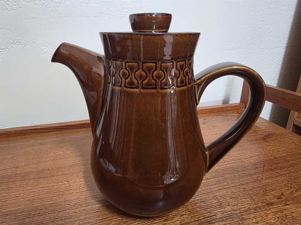 Cambrian Stoneware Japan Coffee/Tea Pot