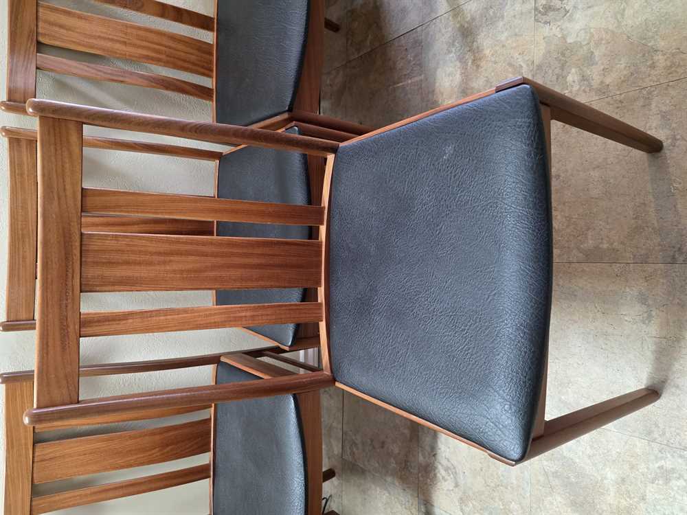 Set of Four AB Linde Nilsson Lammhult Walnut Dining Chairs