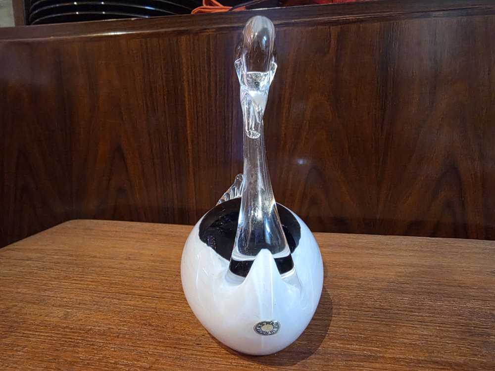 FM Konstglas Ronneby Sweden Glass Swan