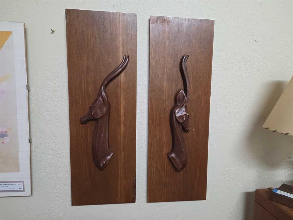 Pair of Devonware Canada Antelope Wall Art Sculptures