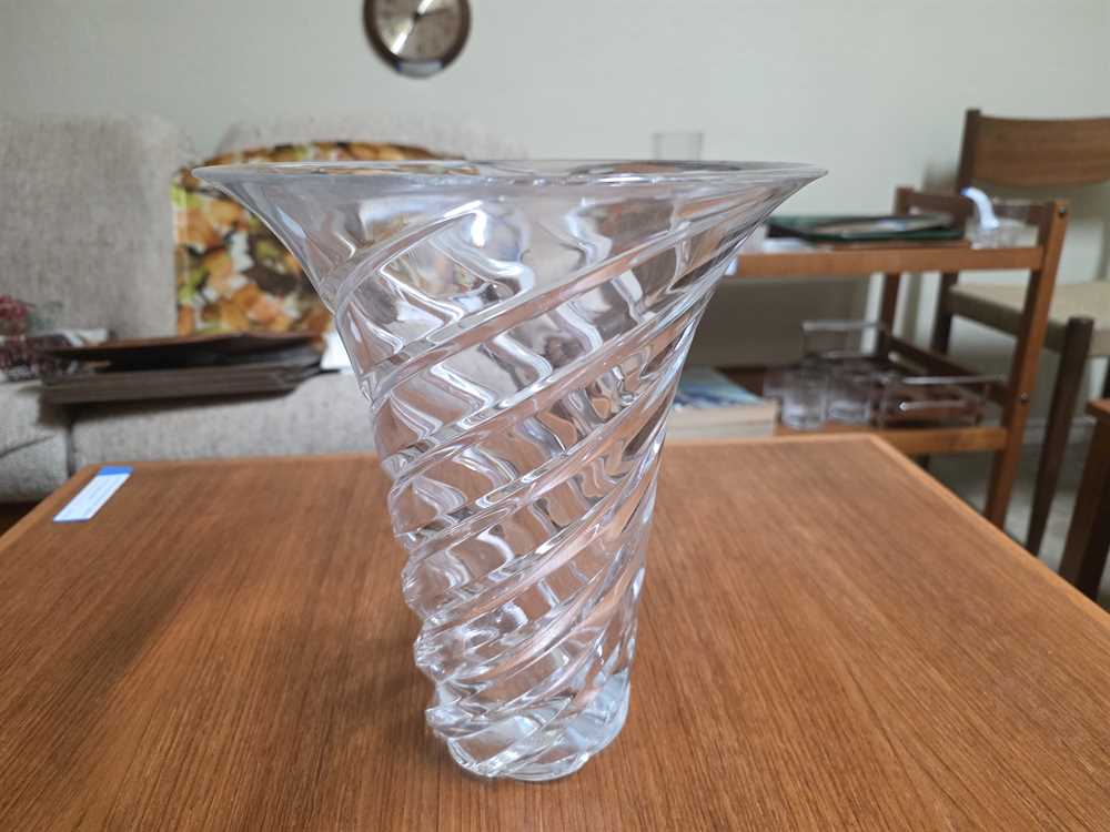 JG Durand France Torciglione (Twisted Ribbing) Crystal Vase