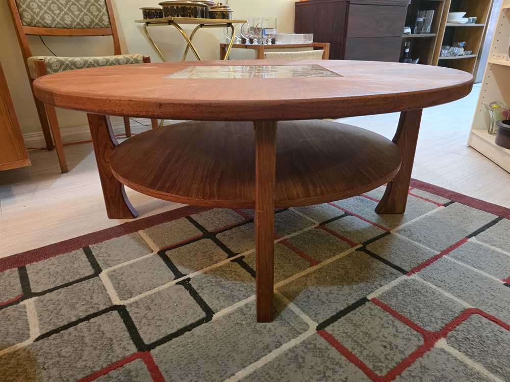 Gangso Mobler Round Teak & Tile Coffee Table w/ Undershelf