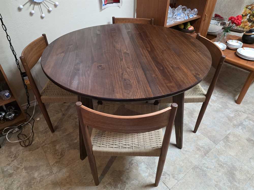 Fanica Solid Walnut Round Dining/Kitchen Table