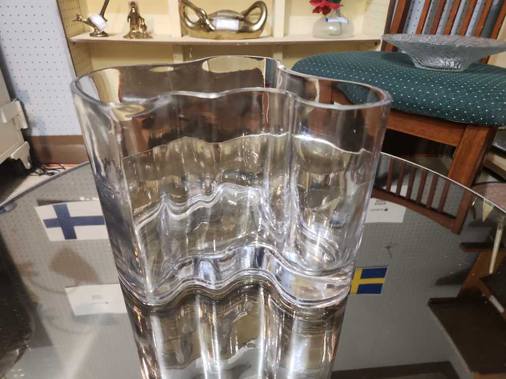 Extra Large Clear Iittala Aalto Savoy Vase 8"