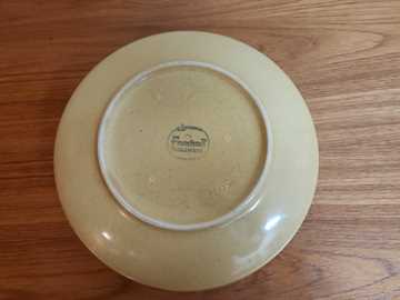 Franciscan Honeycomb Serving Bowl 8"
