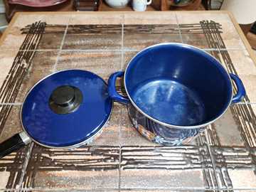 Prinze Germany Enameled Pot and Pan Set