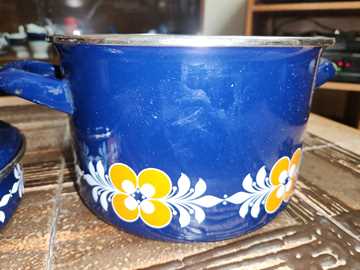 Prinze Germany Enameled Pot and Pan Set