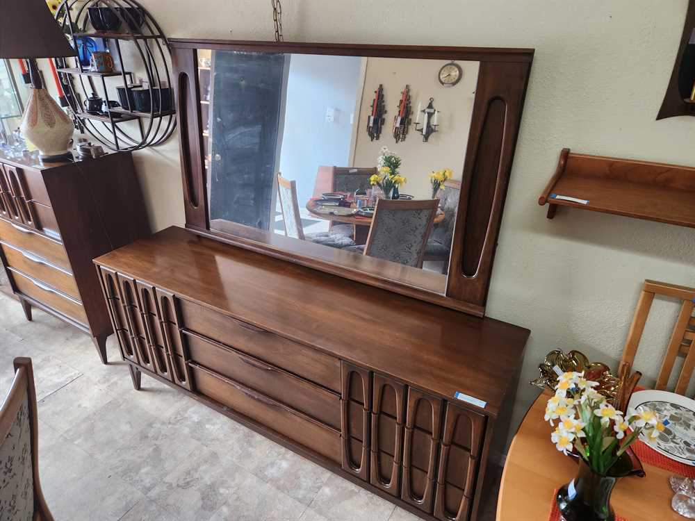 1970 Vic Art 9 Drawer Walnut Low Boy Dresser by Victoriaville w/ Mirror