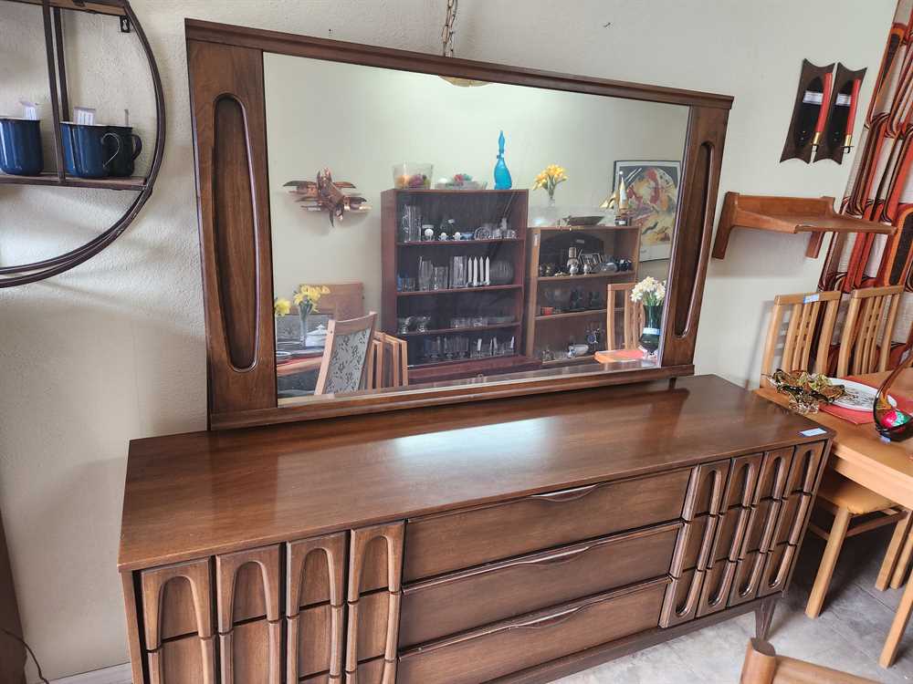 1970 Vic Art 9 Drawer Walnut Low Boy Dresser by Victoriaville w/ Mirror