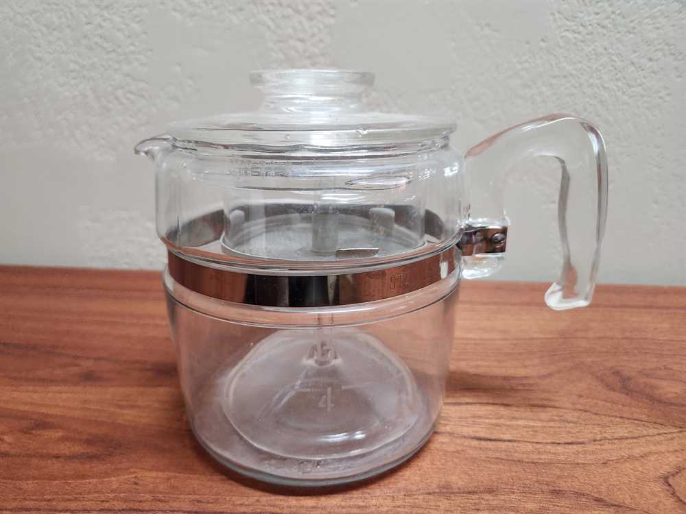 Pyrex 9 cup Percolator