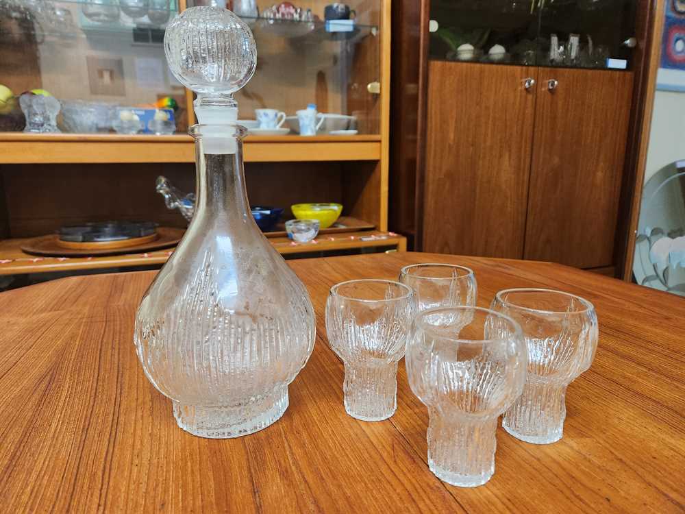 Oberglass Austria Decanter and 4 Glass Set