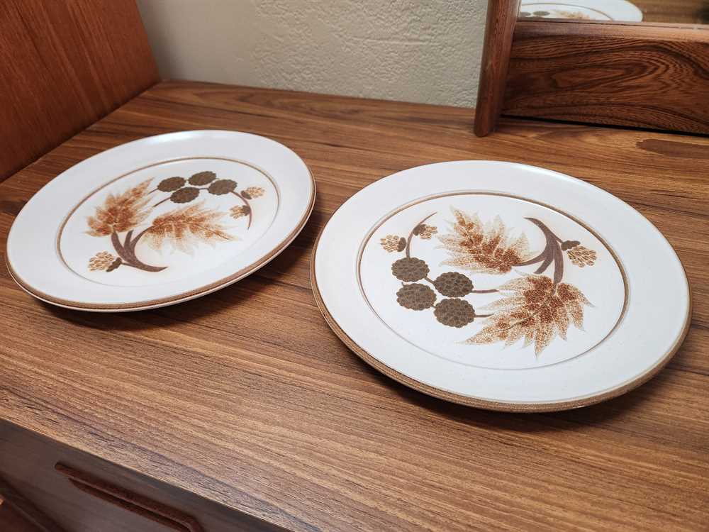 Denby Cotswold Dinner Plate