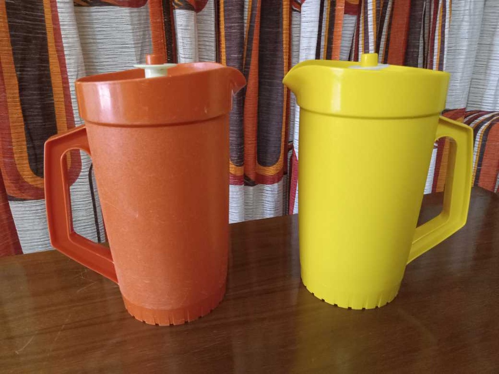 Tupperware Juice Jug